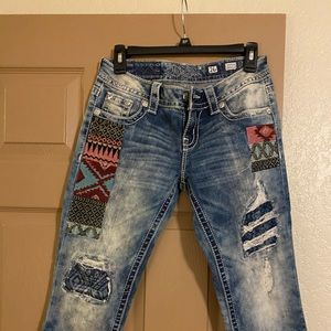 Miss Me capri jeans with colorful patches